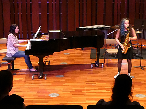 AUDIÇÃO <span class="pt_splitter pt_splitter-1">com Francesca Serafini</span>