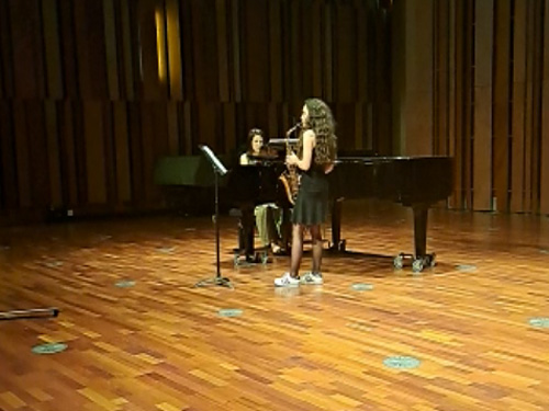 AUDIÇÃO <span class="pt_splitter pt_splitter-1">com Francesca Serafini</span>